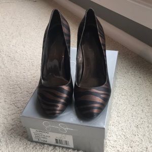 Jessica Simpson heels